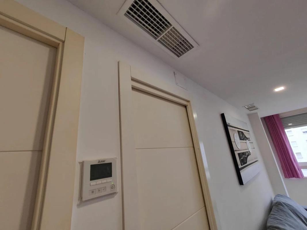 Продажа квартиры на Calle Obispo Herrera Oria, Бенальмадена
photo 4