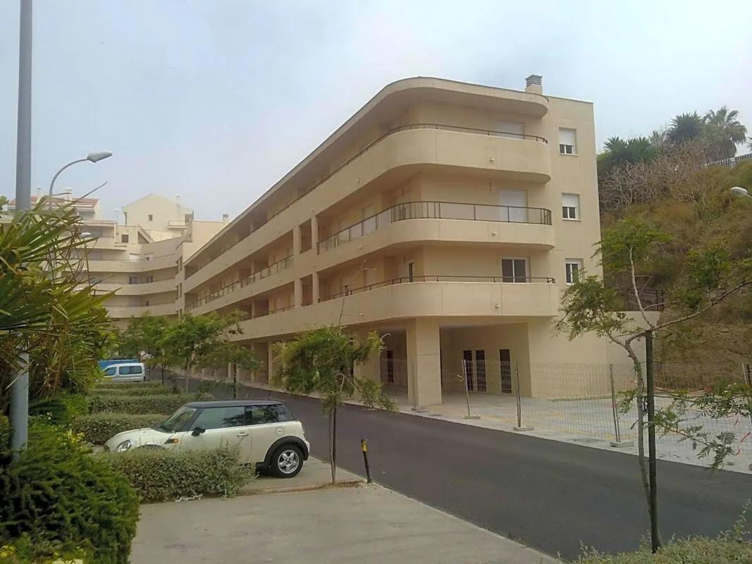 Sprzedaż mieszkania w Calle El Coloso, Benalmádena
photo 1