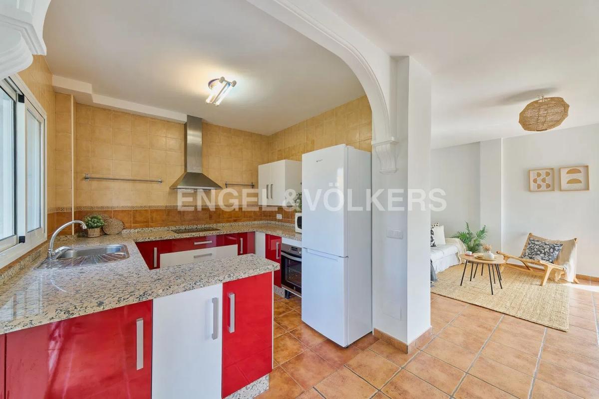 Продажа отдельного шале в Barrio Cortijo Torrequebrada, Бенальмадена photo 3