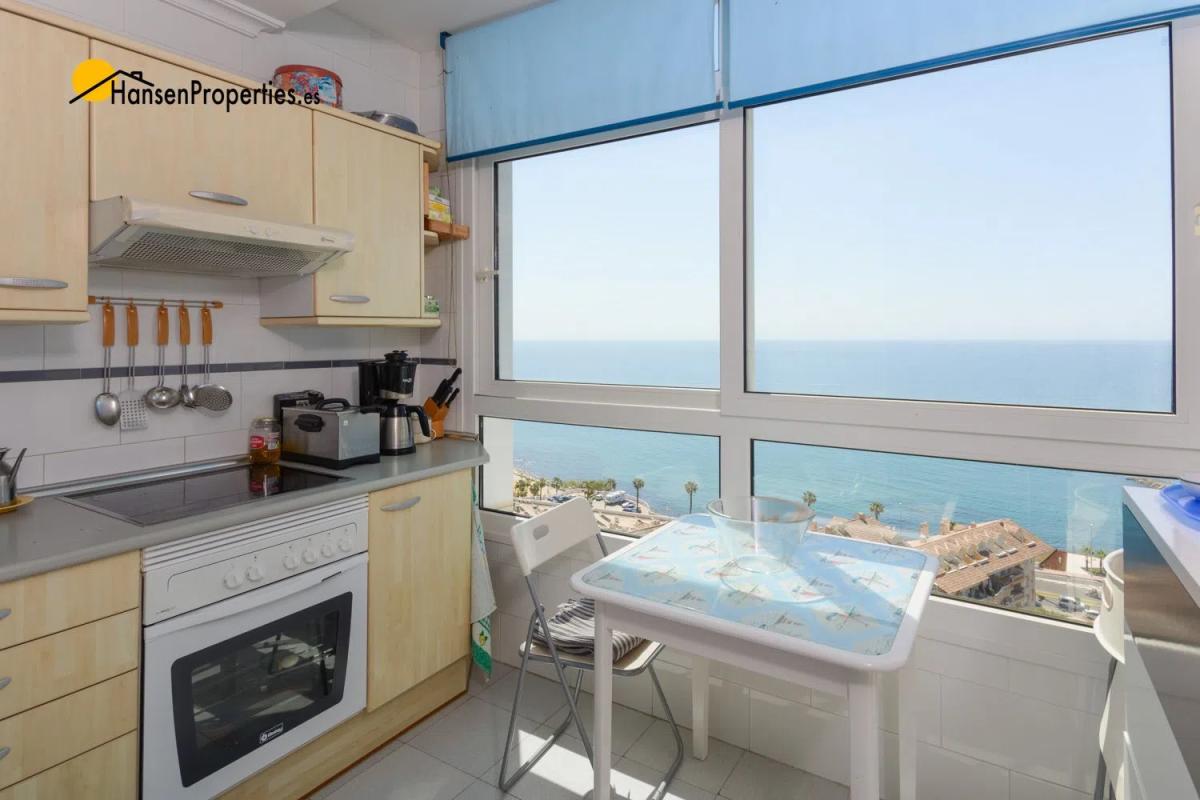 Venta de piso en Calle El Coloso, 3, Benalmádena
 photo 4