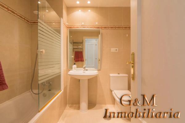 Penthouse for sale in Avenida Estrella del Mar, Benalmádena thumbnail 2