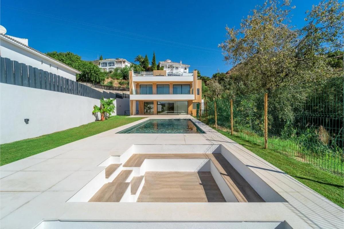 Venta de chalet independiente en El Higuerón - Capellanía, Benalmádena
photo 2