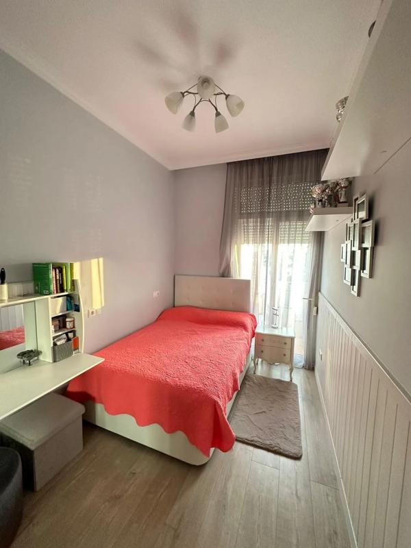 Продажа отдельного шале в Calle El Coloso s/n, Бенальмадена photo 5