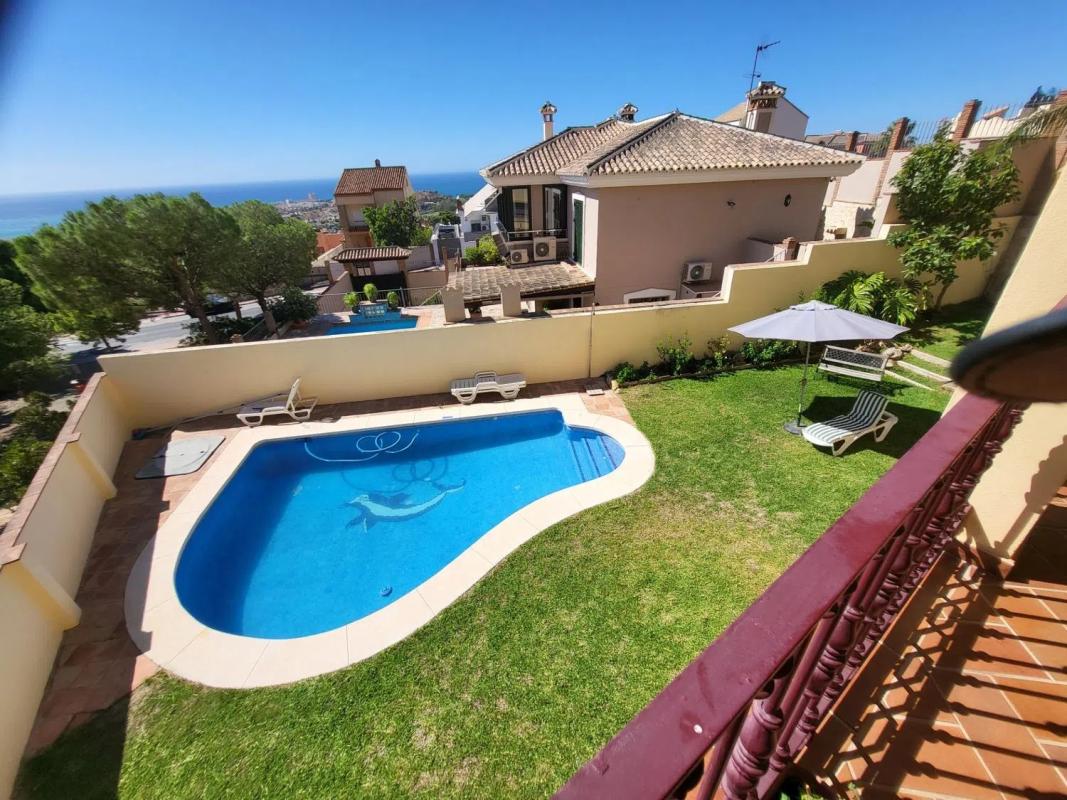 Venta de chalet independiente en Avenida de la Libertad, Benalmádena
photo 2