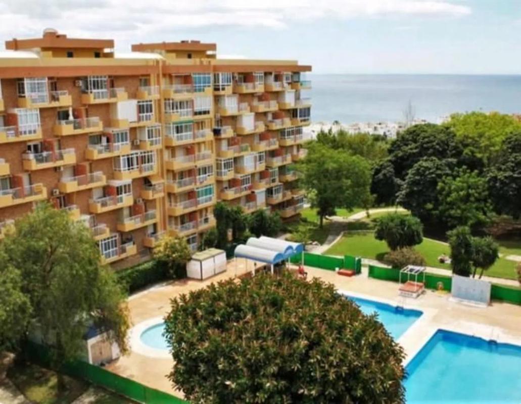 Venta de piso en Avenida gamonal s/n, Benalmádena
photo 1