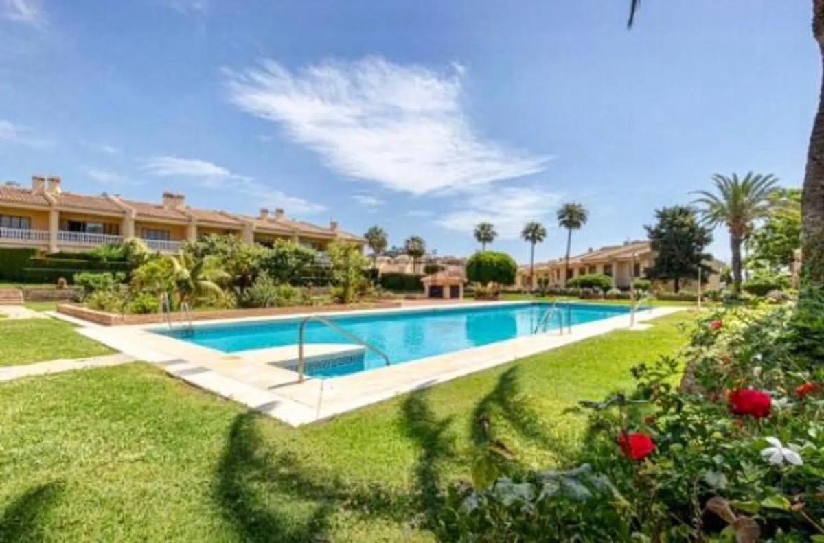 Venta de chalet independiente en Ronda del Golf Este s/n, Benalmádena
photo 2
