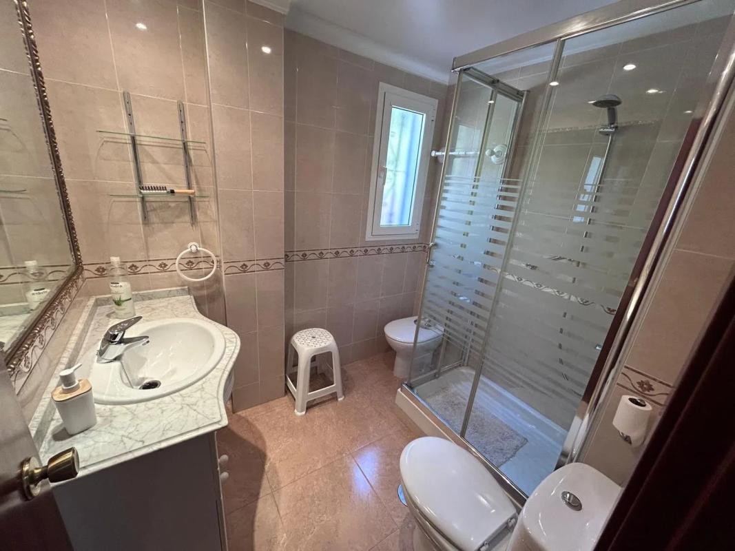 Продажа квартиры на Avenida de la Roca, 4, Бенальмадена
photo 5