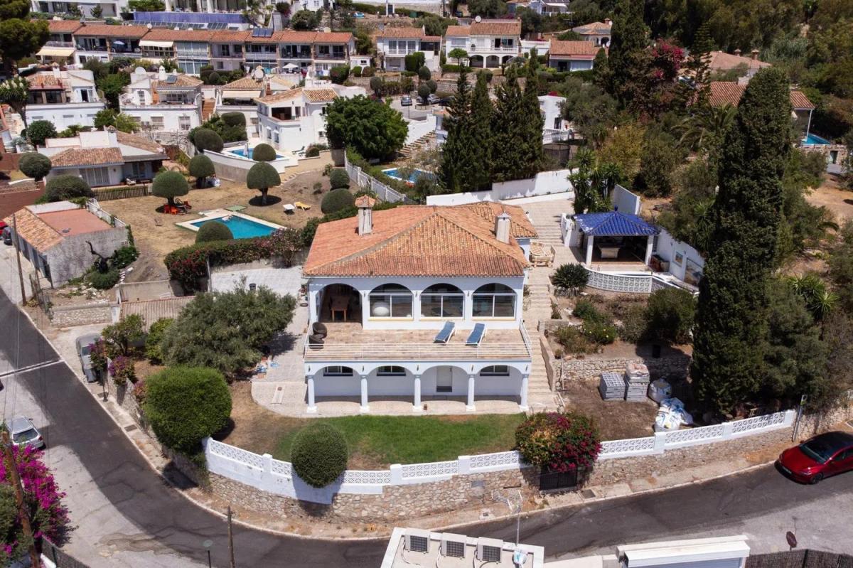 Venta de chalet independiente en El Higuerón - Capellanía, Benalmádena
photo 2
