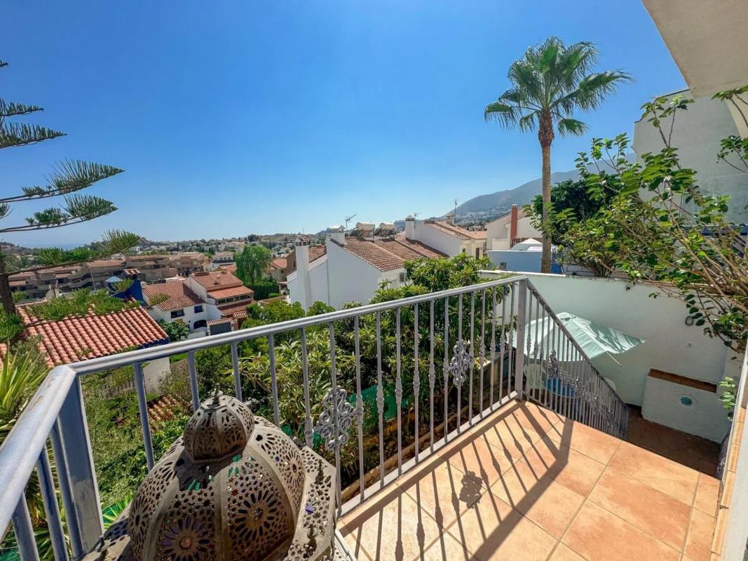 Venta de chalet independiente en Calle Topacio, Benalmádena
photo 1