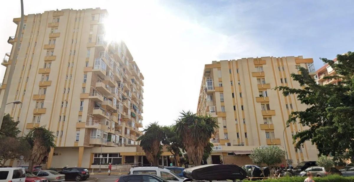 Продажа квартиры на Avenida gamonal, Бенальмадена
 photo 2