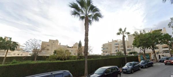 Piso en venta en  Calle Bahía, Benalmádena photo 3