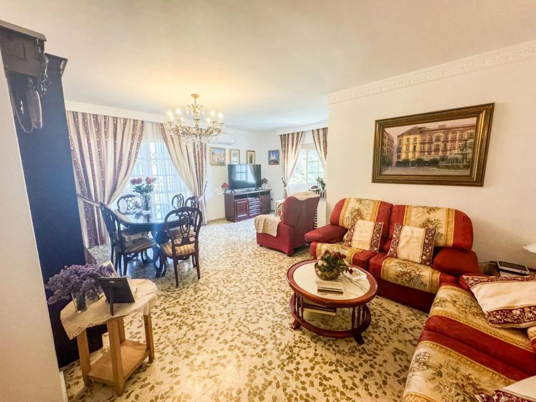 Sprzedaż niezależnego domku jednorodzinnego w Calle Pamela, Benalmádena photo 4