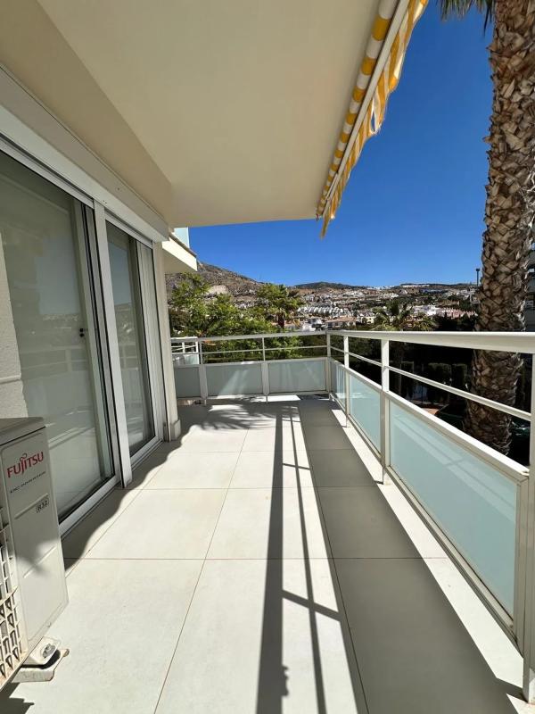 Продажа квартиры на Calle Bahía, Бенальмадена
 photo 5