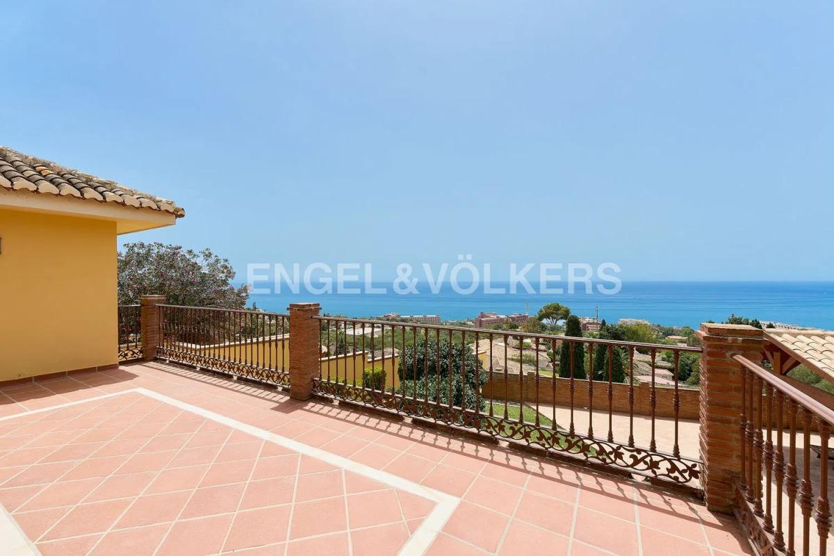 Venta de chalet independiente en Pasaje Córdoba, Benalmádena
photo 2