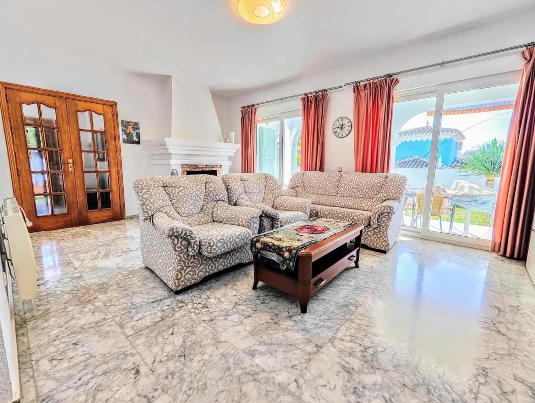Продажа отдельного шале в Solymar - Puerto Marina, Бенальмадена photo 2