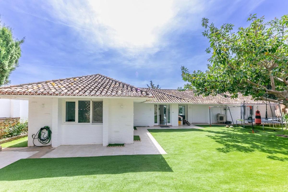 Venta de chalet independiente en Calle Verdi, Benalmádena
photo 1