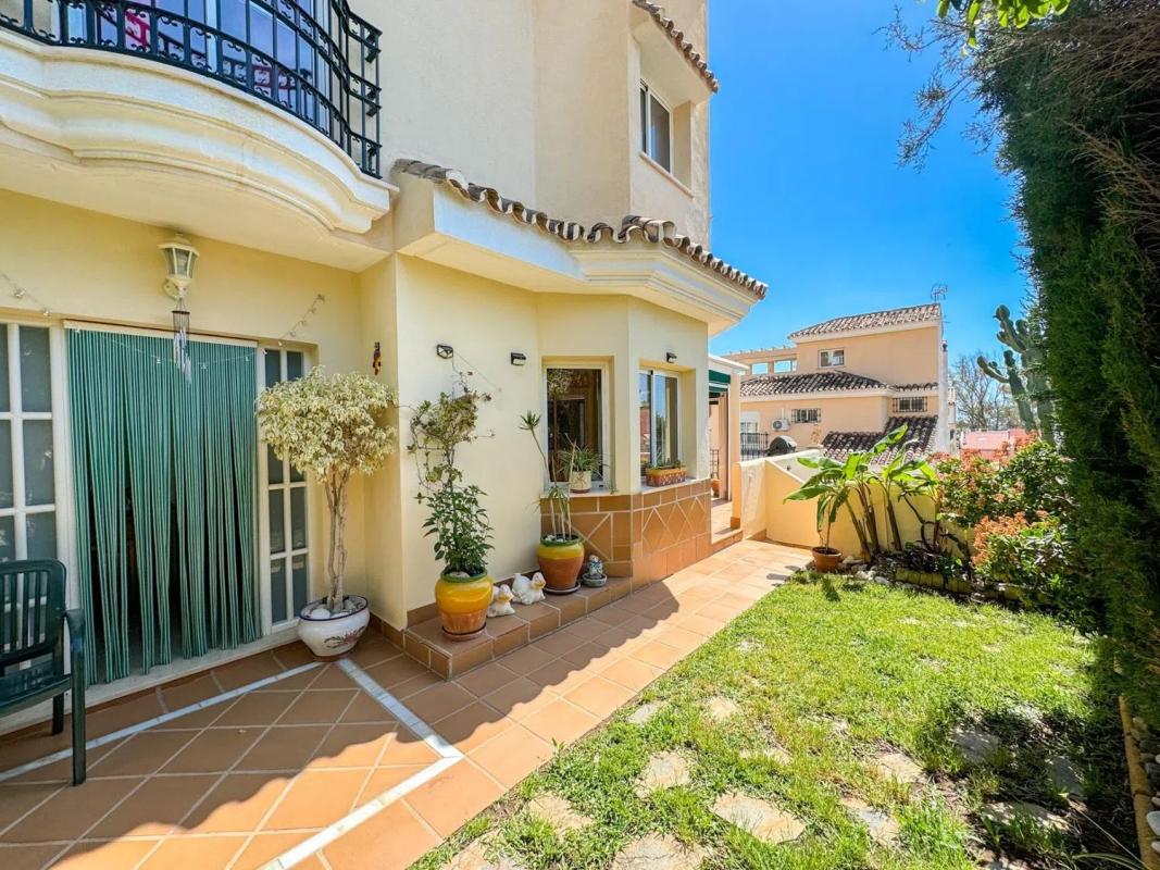 Venta de chalet independiente en Calle del Caserío, Benalmádena
photo 1