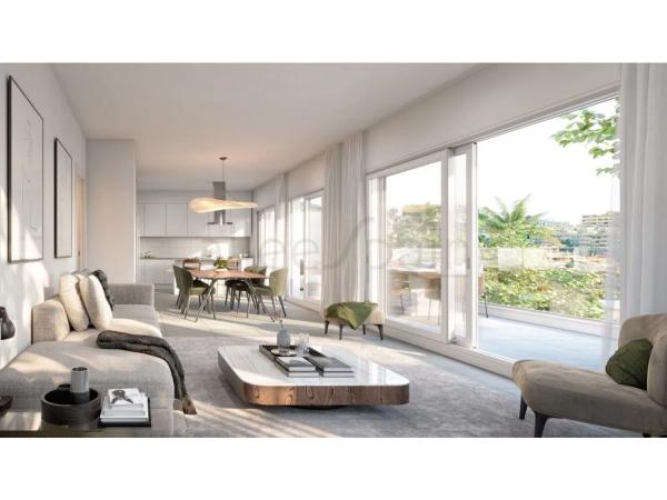 Piso en venta en Barrio Zona Centro Comercial Torrequebrada, Benalmádena thumbnail 1