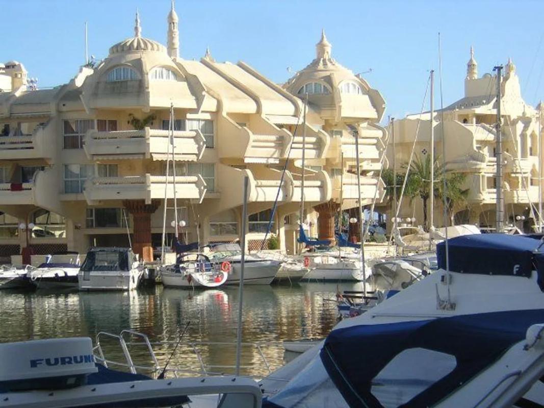 Sale of apartment in Calle de la Dársena, 215, Benalmádena
photo 1
