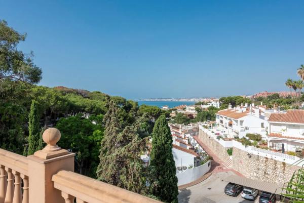 Detached villa for sale in  Carretera Costa del Sol, Benalmádena photo 4