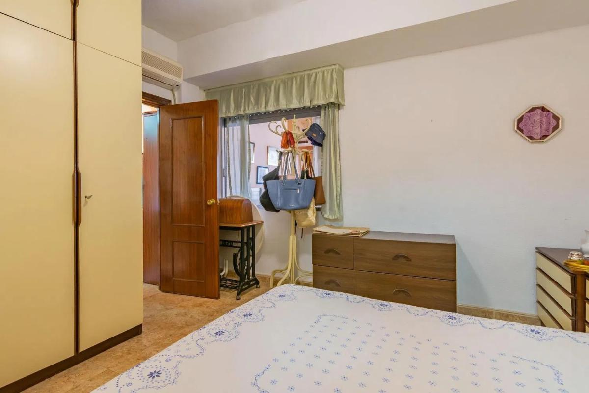 Sale of apartment in Avenida Marysol, Benalmádena
photo 3