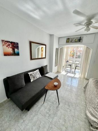Студия на продажу в Avenida gamonal, Бенальмадена photo 1