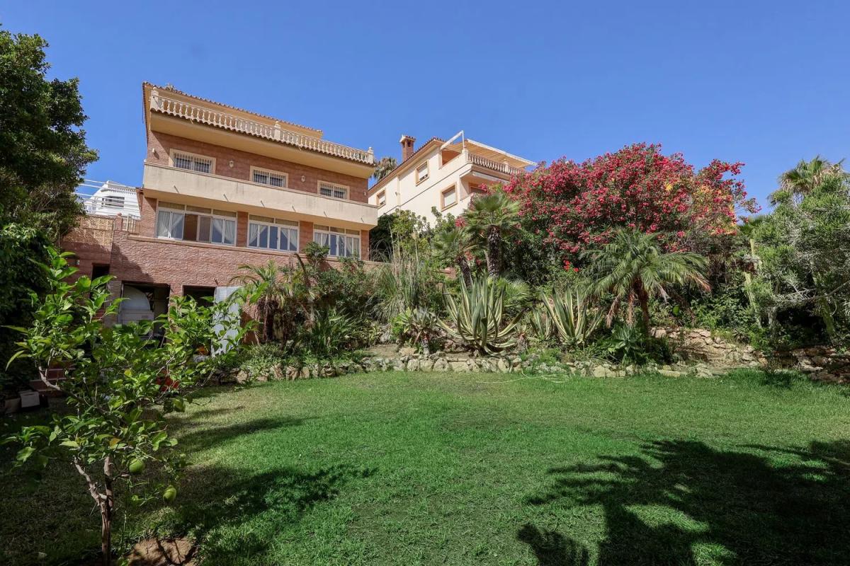 Venta de chalet independiente en Barrio Hacienda Torrequebrada, Benalmádena
photo 1