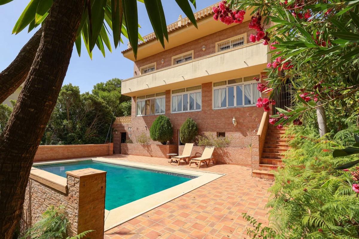 Venta de chalet independiente en Barrio Hacienda Torrequebrada, Benalmádena
photo 2
