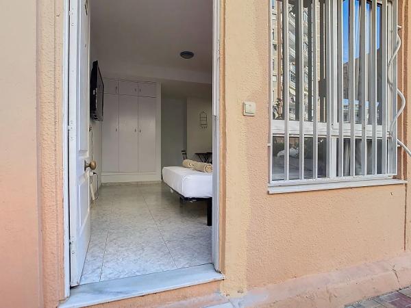 Studio for sale in Calle Luis Vives, Benalmádena thumbnail 2
