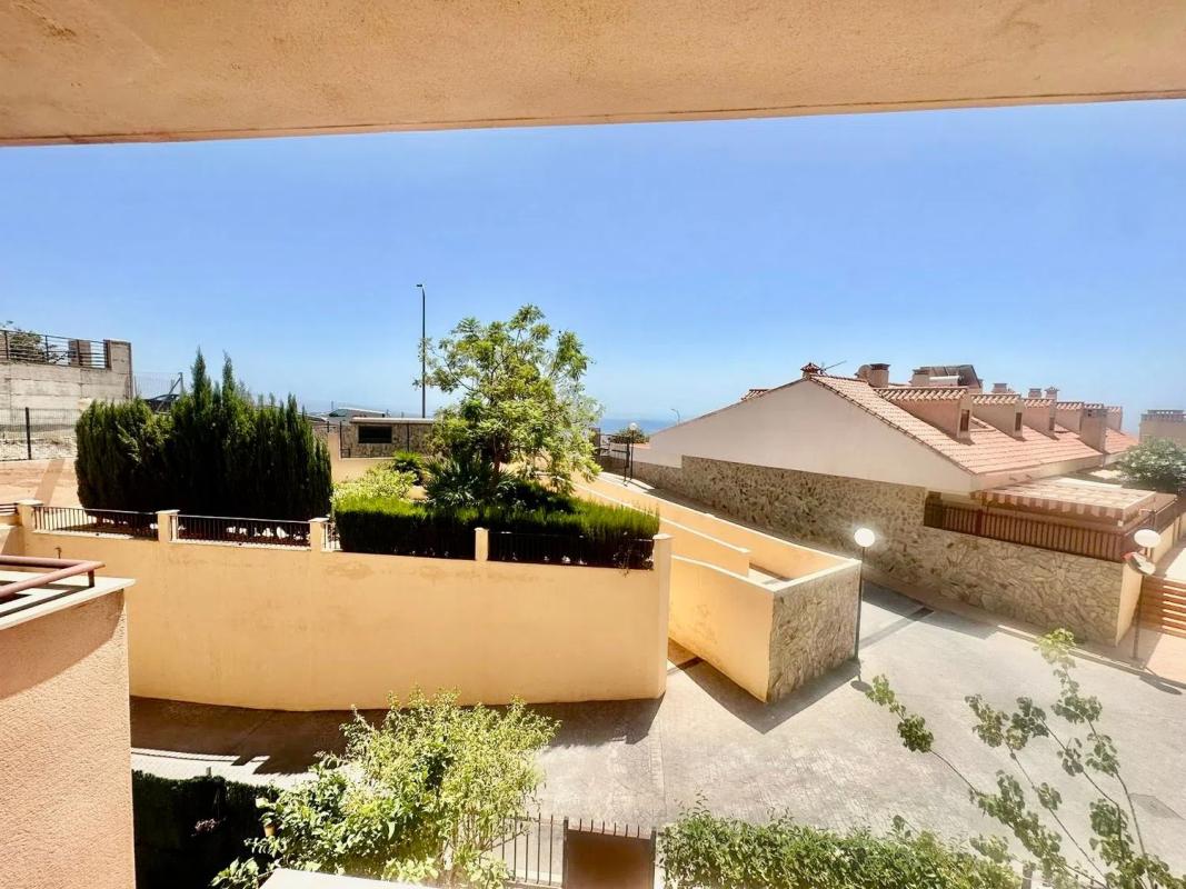 Venta de piso en Calle Ágave, Benalmádena
photo 1
