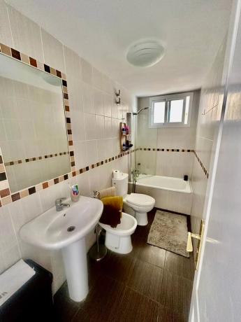 Apartment for sale in Calle Ágave, Benalmádena thumbnail 2