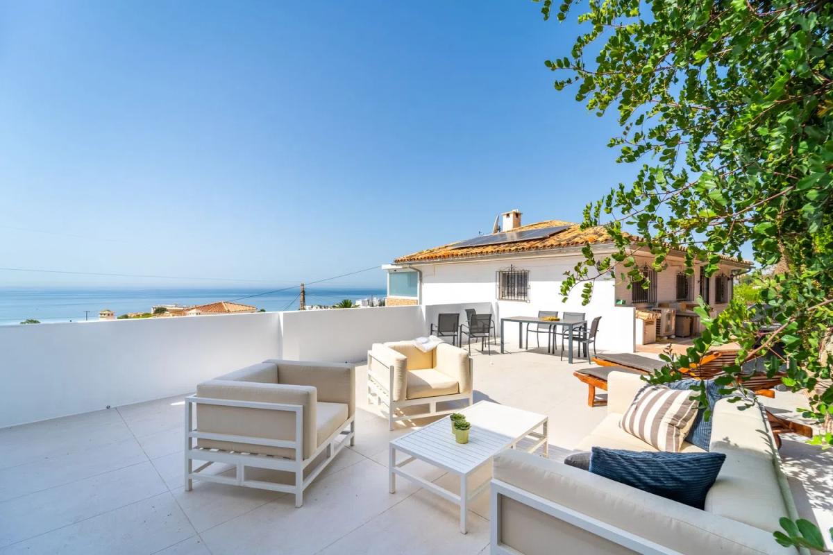 Sale of independent chalet in Calle Cártama, Benalmádena
photo 1