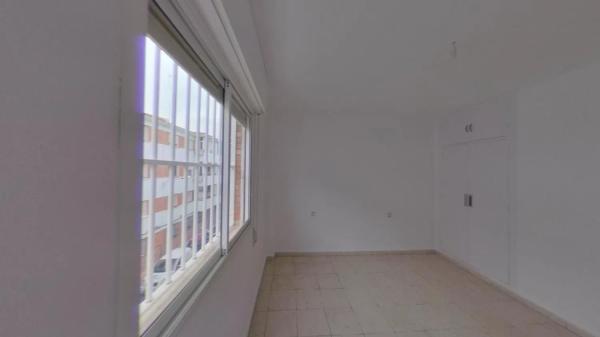 Apartment for sale in  Calle Juan Ramon Jimenez, Benalmádena photo 4