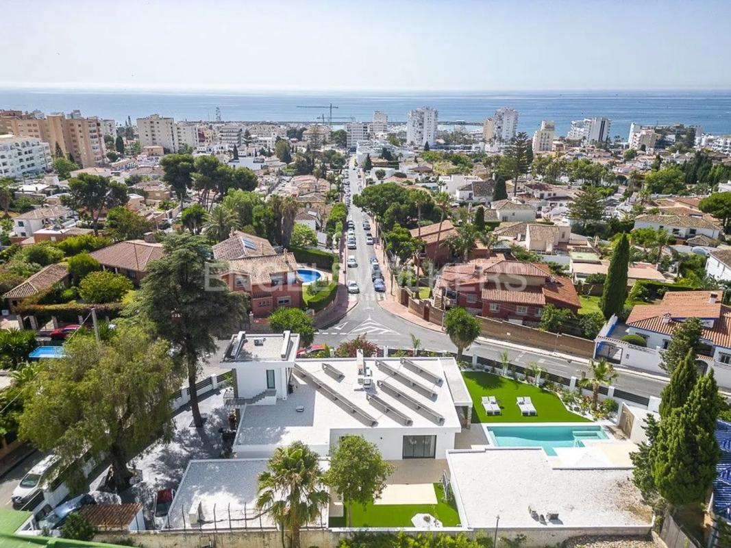 Venta de chalet independiente en Solymar - Puerto Marina, Benalmádena
photo 1