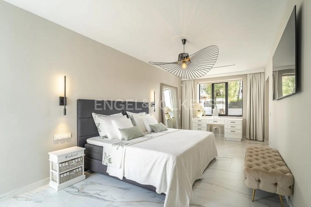 Venta de chalet independiente en Solymar - Puerto Marina, Benalmádena
photo 4