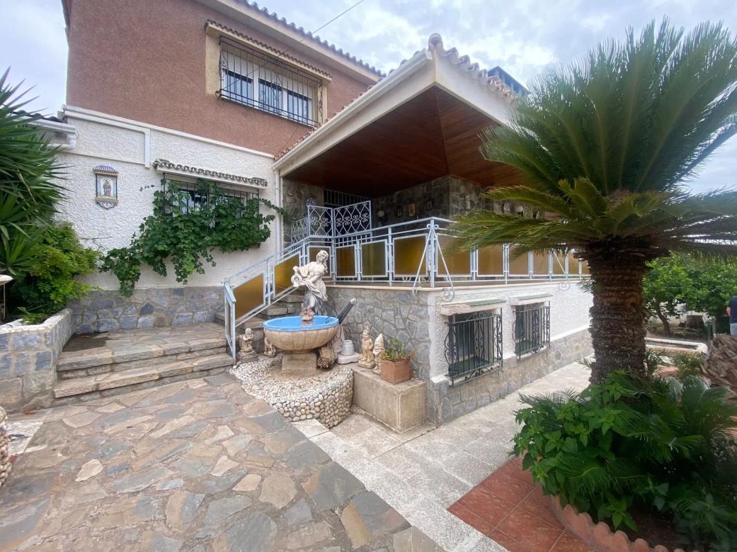 Venta de chalet independiente en Calle los naranjos s/n, Benalmádena
photo 2