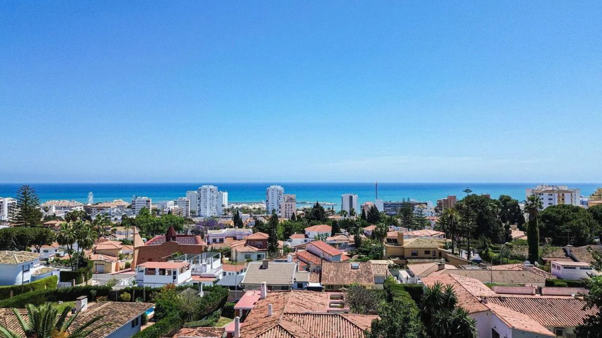 Venta de piso en Calle Bellasombra, Benalmádena
photo 1