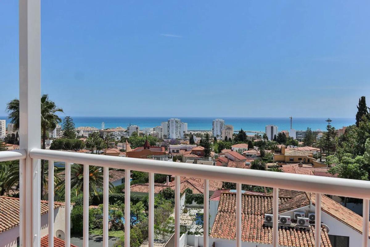 Venta de piso en Calle Bellasombra, Benalmádena
photo 2