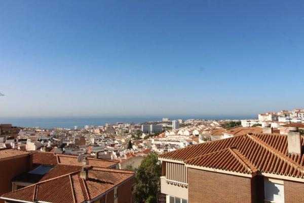 Chalet independiente en venta en Calle Jerez, Benalmádena photo 1