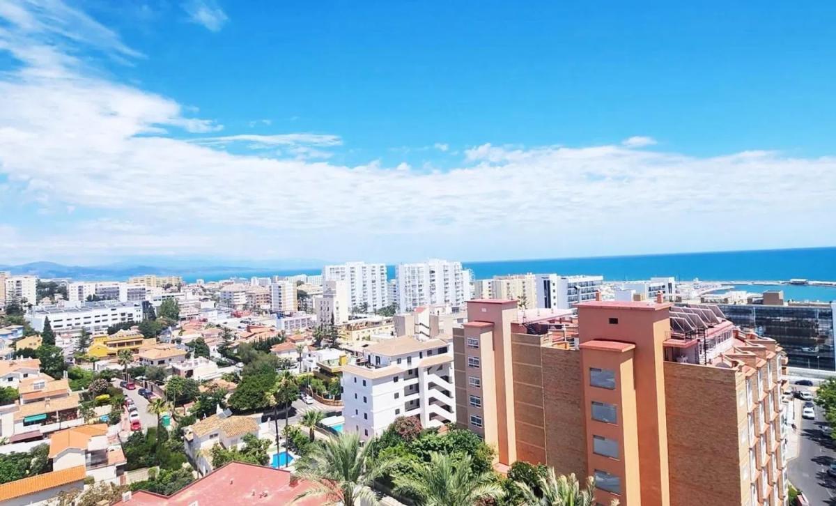 Sale of apartment in Carril del Siroco, Benalmádena
photo 4
