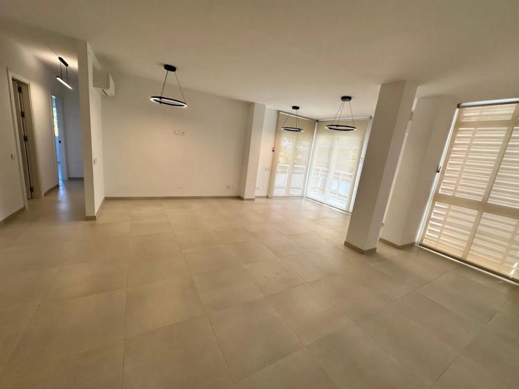 Venta de piso en Calle Tanbello, Benalmádena
 photo 2