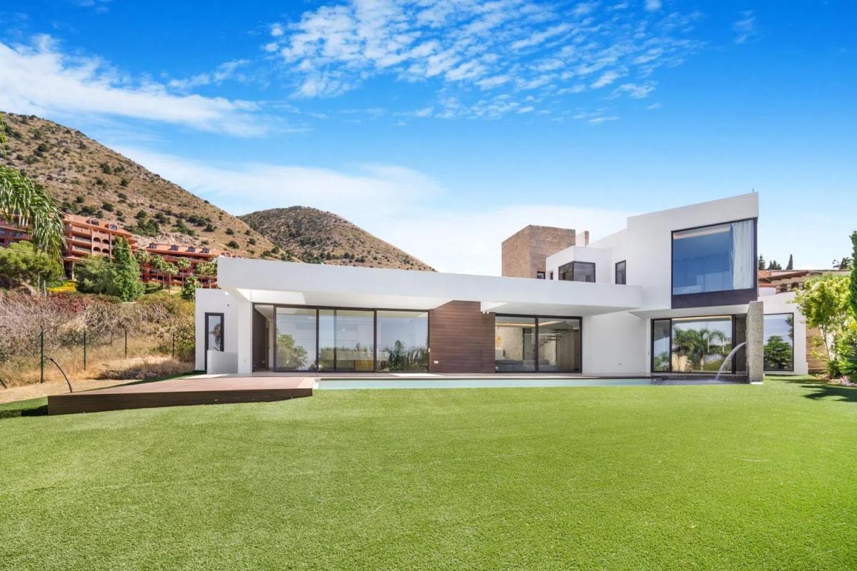 Venta de chalet independiente en El Higuerón - Capellanía, Benalmádena
photo 2