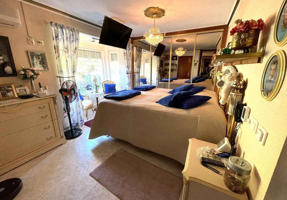 Sale of independent chalet in Calle Redonda s/n, Benalmádena
photo 2