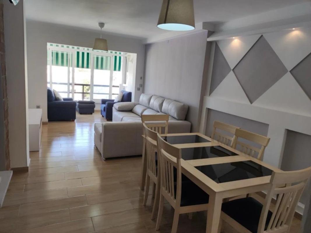 Продажа квартиры на Avenida Blas Infante, Бенальмадена
 photo 2
