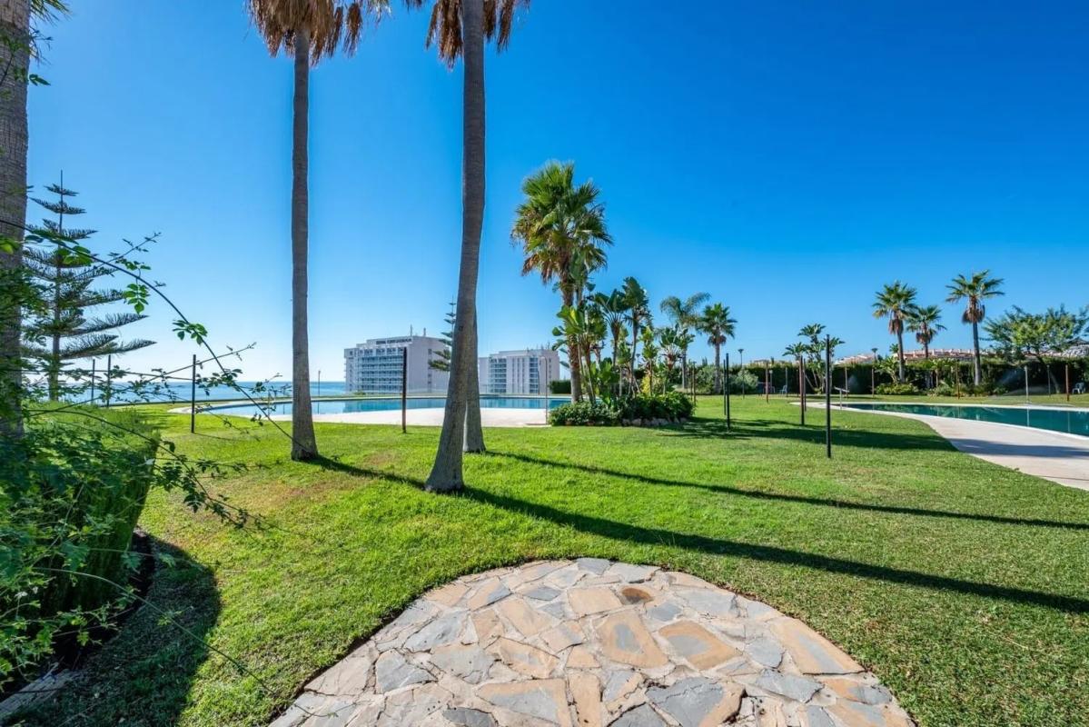 Venta de ático en Barrio Hacienda Torrequebrada, Benalmádena photo 3