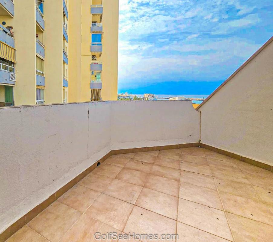 Duplex sale in Paseo Marítimo, 5, Benalmádena photo 2