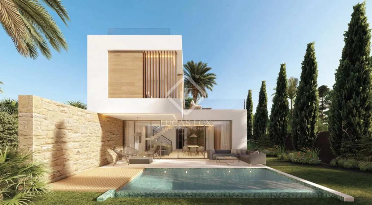 Sale of independent chalet in Calle Afelandra, Benalmádena
photo 1