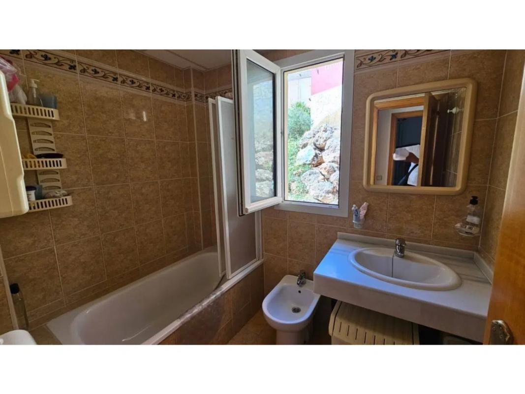 Sale of apartment in Calle Vela, Benalmádena
 photo 4