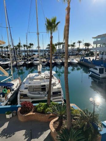 Apartment for sale in Solymar - Puerto Marina, Benalmádena thumbnail 2