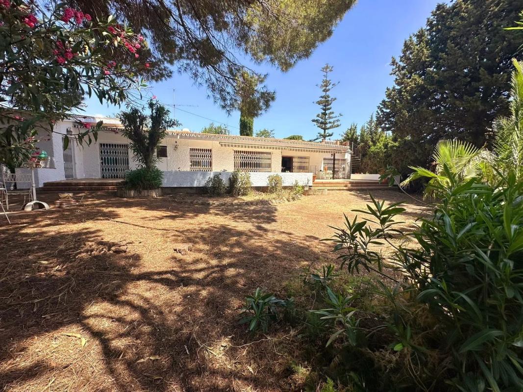 Venta de chalet independiente en Plaza Solymar s/n, Benalmádena
photo 1